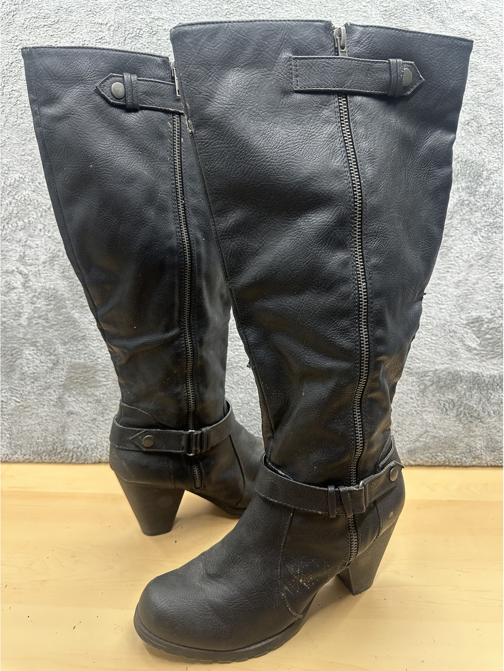 Relativity Black Knee High Boots Classic Edgy Style